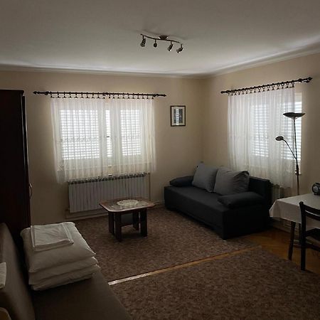 Apartments Ljubica Биоград на Мору Екстериор снимка