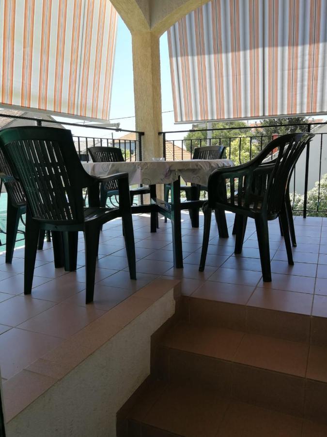 Apartments Ljubica Биоград на Мору Екстериор снимка