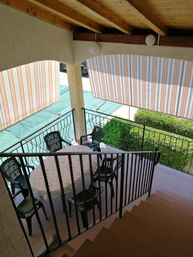 Apartments Ljubica Биоград на Мору Екстериор снимка