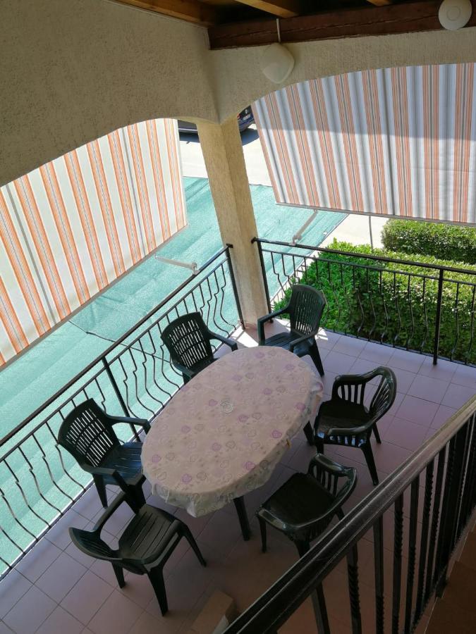Apartments Ljubica Биоград на Мору Екстериор снимка